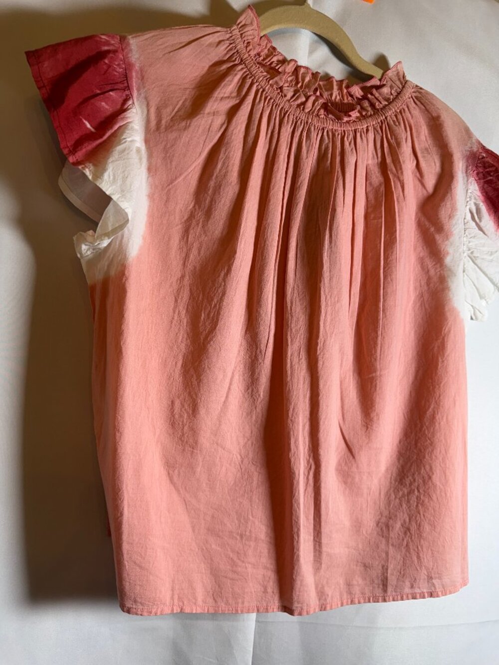 NWT THML Boutique Coral Ombre Ruffle Sleeve Top (S)